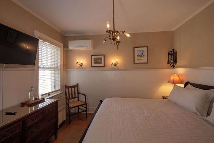 Room 129 of 149