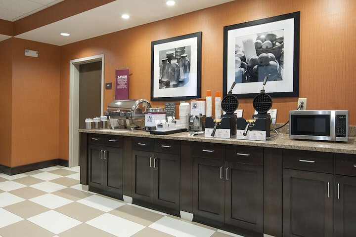 Hampton Inn & Suites Seneca-Clemson Area