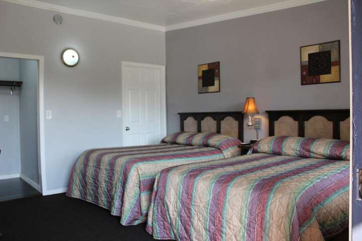 Room 9 of 24