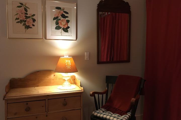 Room 32 of 148