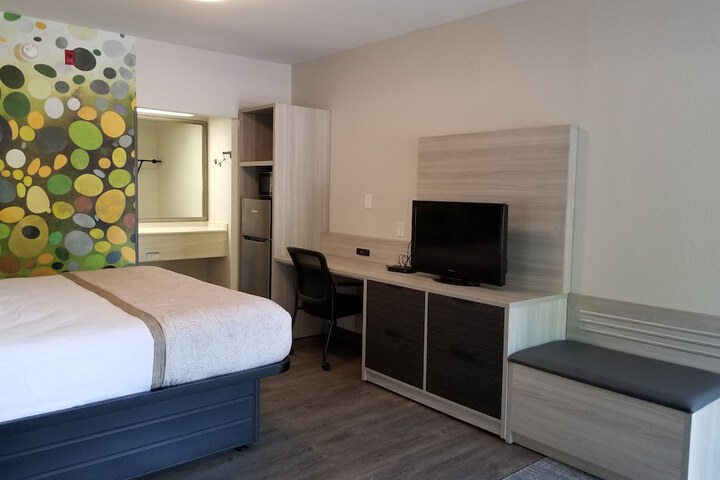 Room 37 of 57