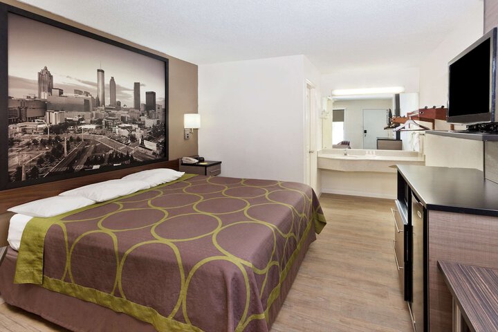 Room 13 of 15
