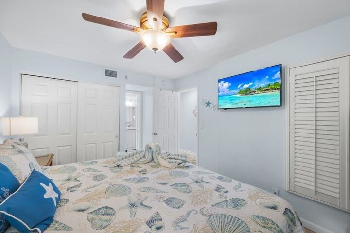 South Seas Beach Villa 2412 1 Bedroom Condo by RedAwning