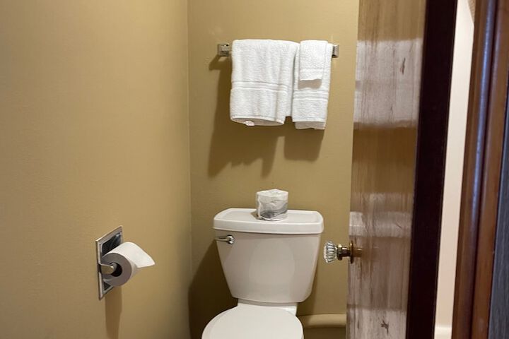 Room 15 of 21