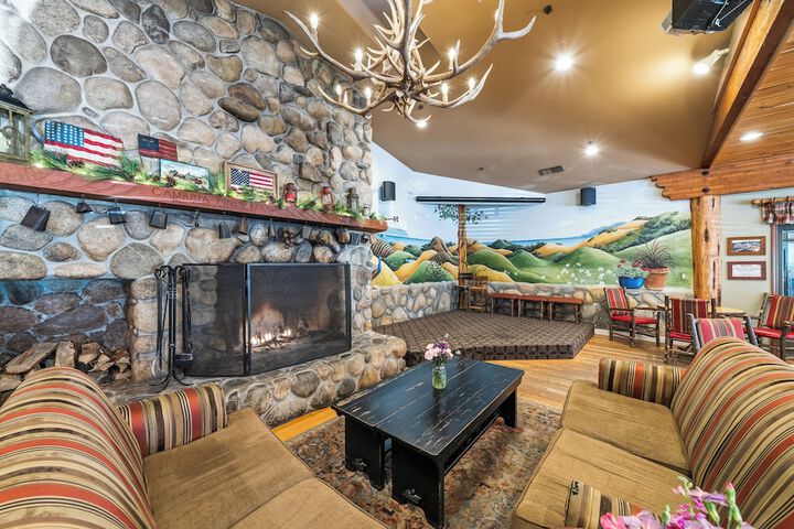 Cambria Pines Lodge