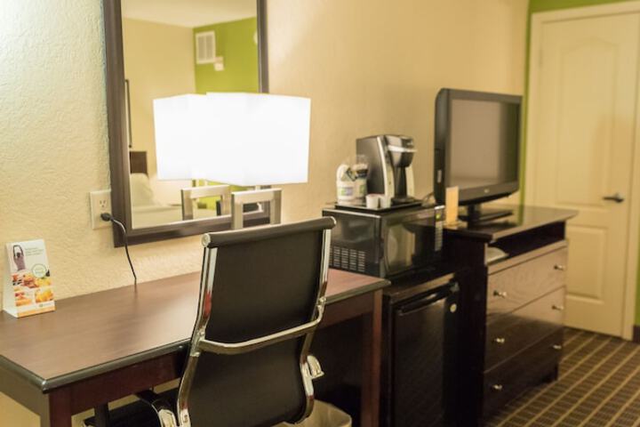 Holiday Inn Hazlet by IHG