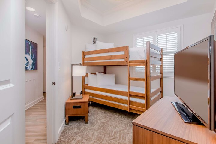 Room 113 of 187