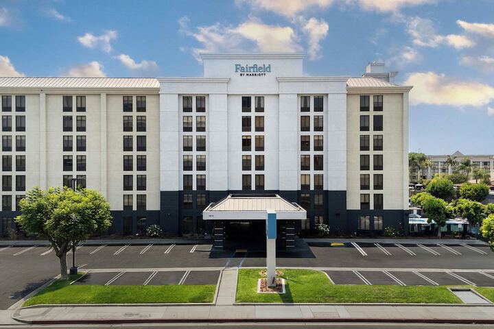 Fairfield Inn & Suites Anaheim North / Buena Park.