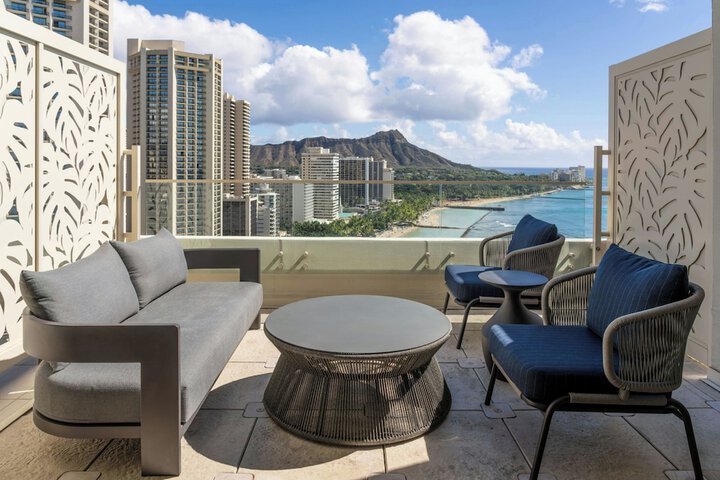 Moana Surfrider a Westin Resort & Spa, Waikiki Beach