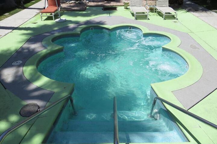 Pool 8 of 41
