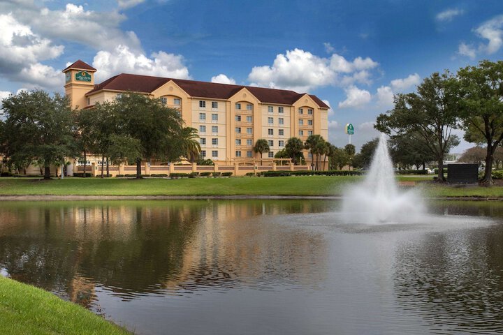 Hotel 2 of 48