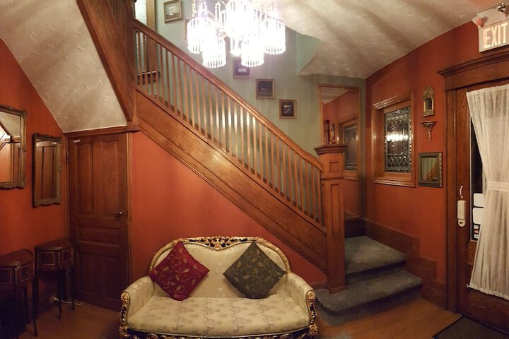 Hotel Interior 8 of 22