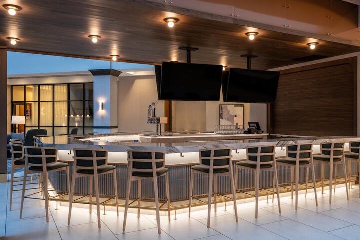 Embassy Suites by Hilton at Hot Springs Convention Center