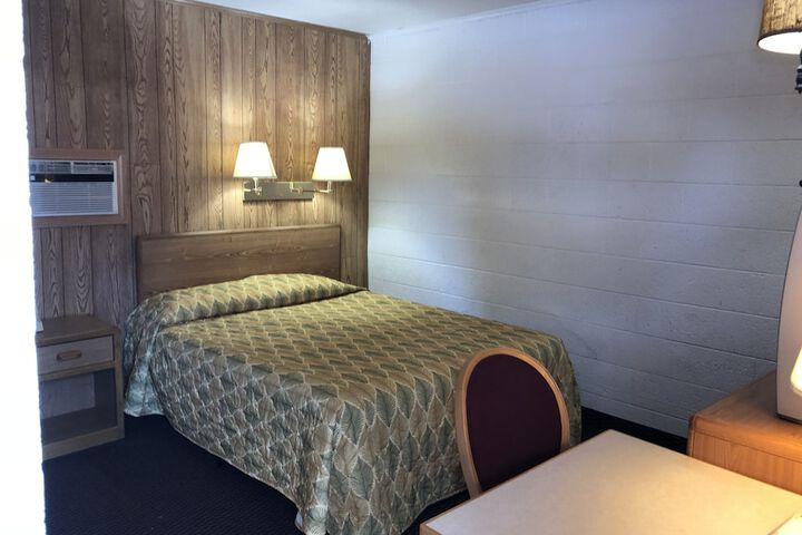 Sun N Snow Hotel