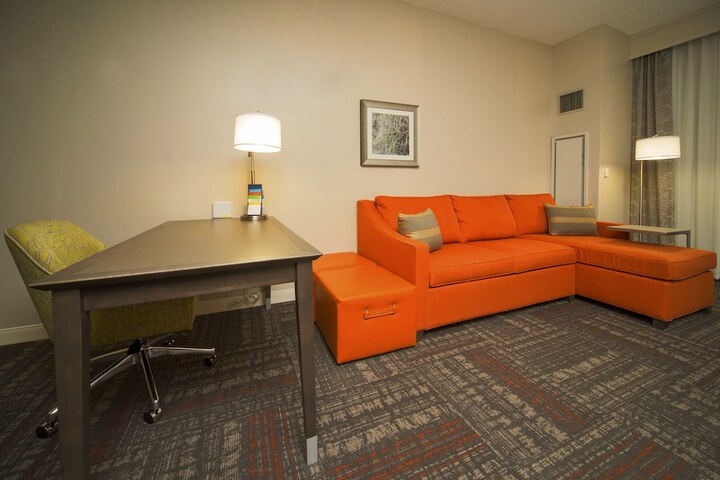 Hampton Inn & Suites Valdosta / Conference Center
