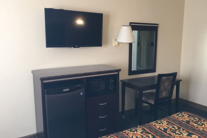 Room 25 of 44