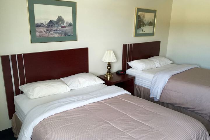 Room 42 of 48