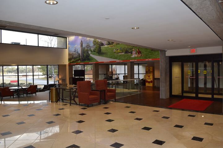 Hotel Interior 4 of 37