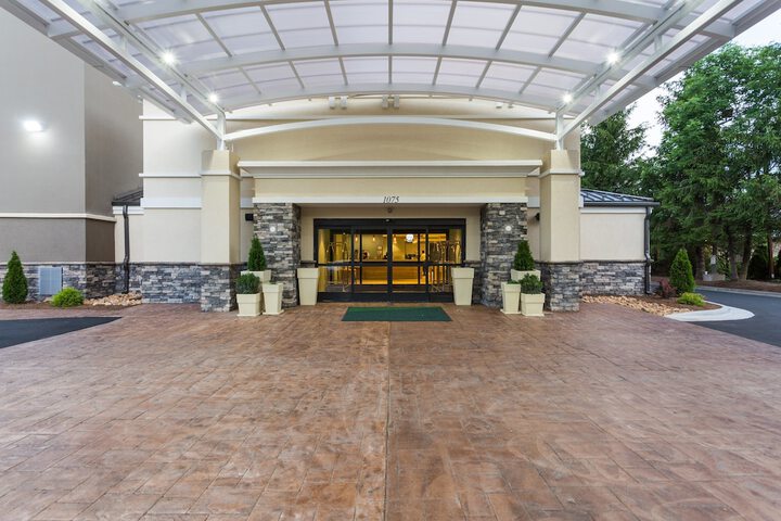 Hotel 3 of 28