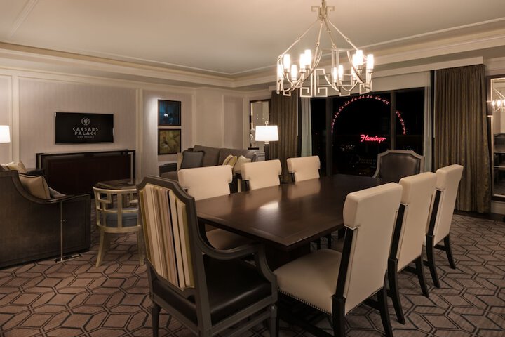 Room 98 of 197