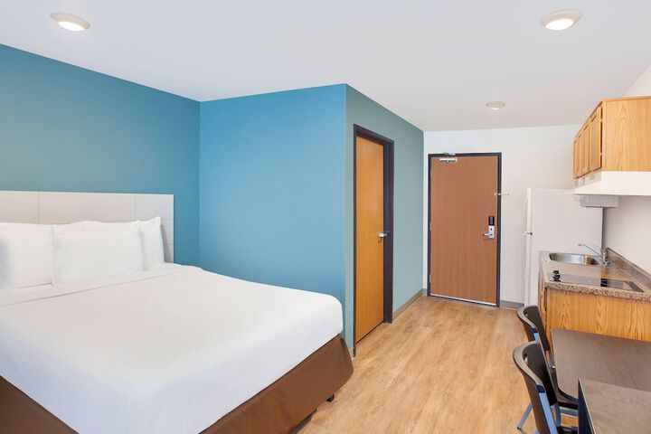 WoodSpring Suites Minot