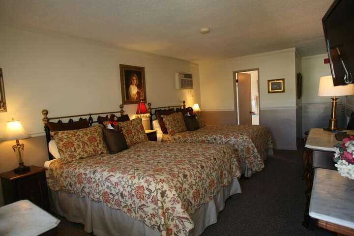 Gunn House Hotel