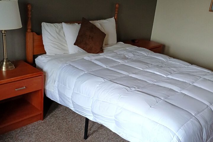 Room 22 of 28