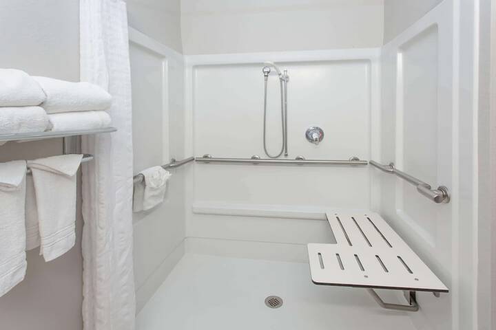 Microtel Inn & Suites by Wyndham Port Charlotte / Punta Gorda
