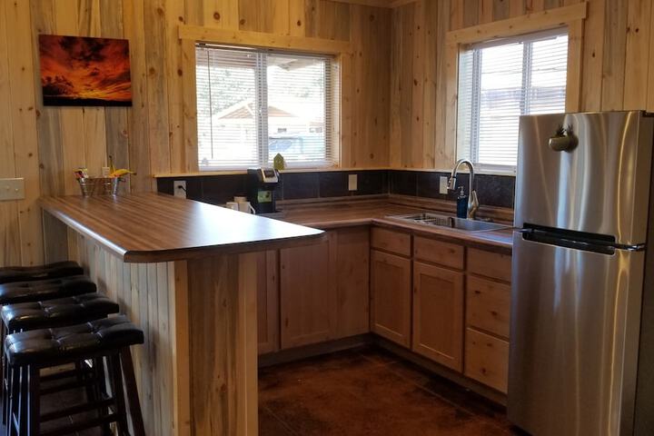 Bluff Gardens Cabins