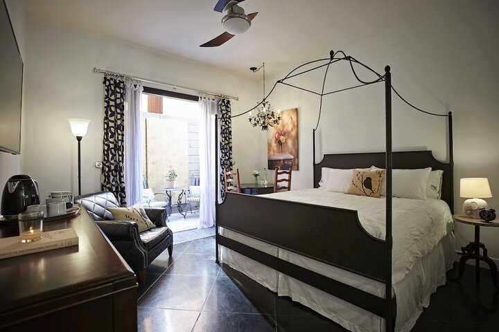 Room 58 of 68