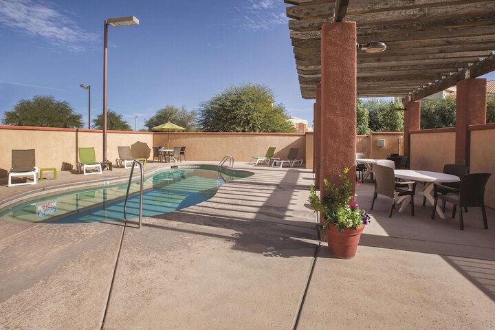 Pool 7 of 55