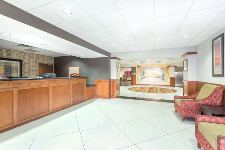 Hotel Interior 9 of 37