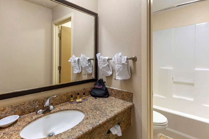 Room 40 of 45