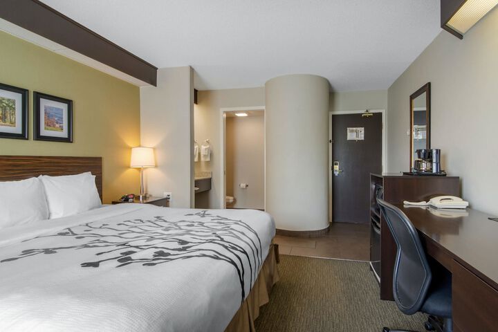 Room 28 of 50