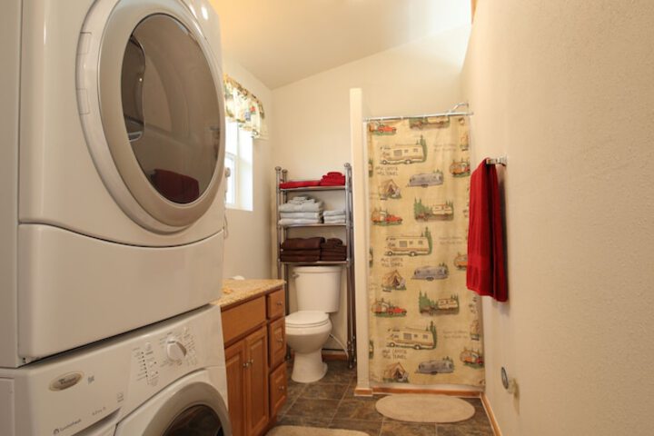 Room 18 of 28