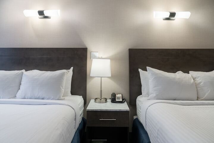 Room 40 of 60