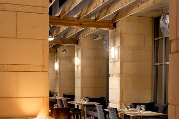 Dining 108 of 133