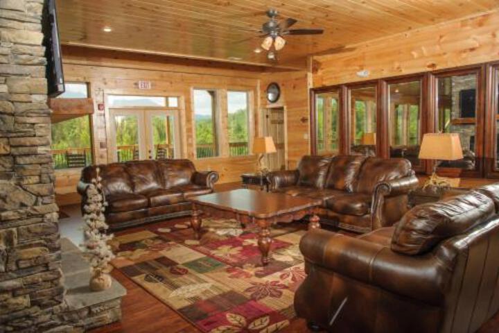 Foxwood Mansion Cabin