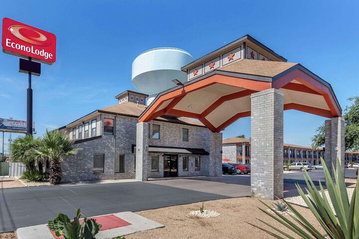 Hotel 5 of 45