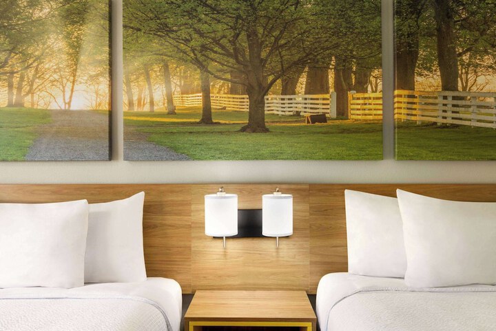 Days Inn by Wyndham McComb MS