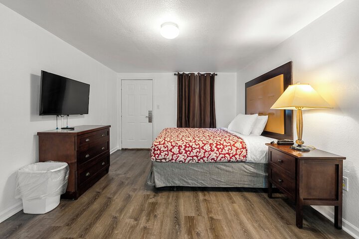 Room 65 of 70