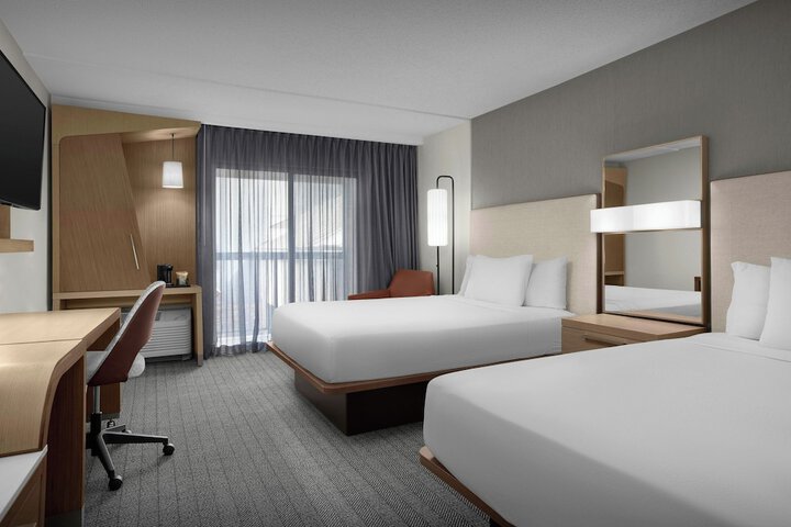 Courtyard by Marriott Dallas DFW Airport North / Irving