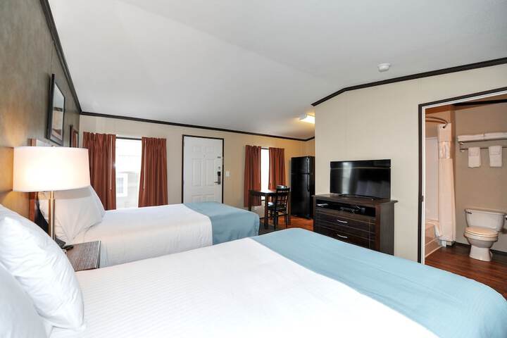Instalodge Hotel & Suites