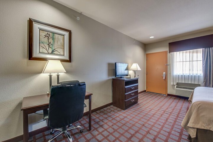 Room 30 of 53