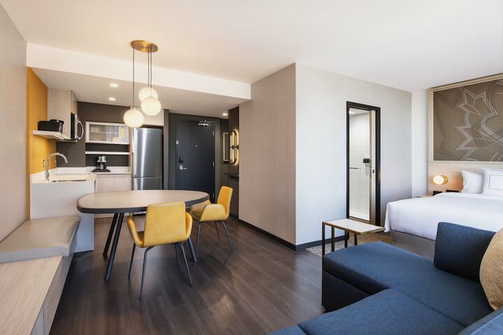 Residence Inn by Marriott Calgary Downtown / Beltline District