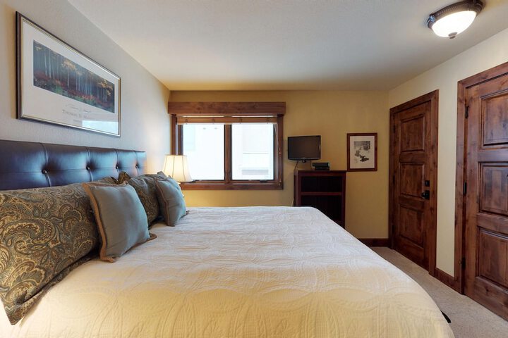 Room 256 of 361