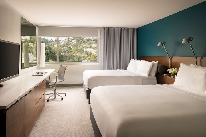 Room 51 of 61