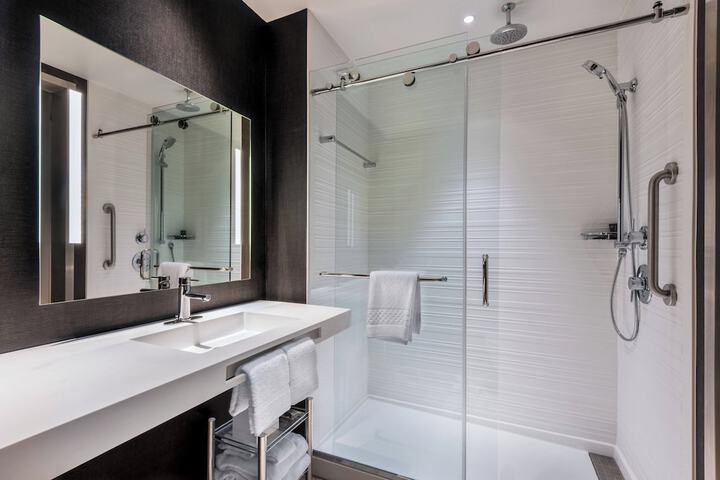 AC Hotels by Marriott Charlotte City Center
