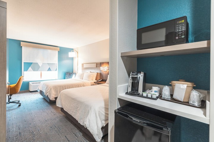 Holiday Inn Express Hotel & Suites St. Robert by IHG