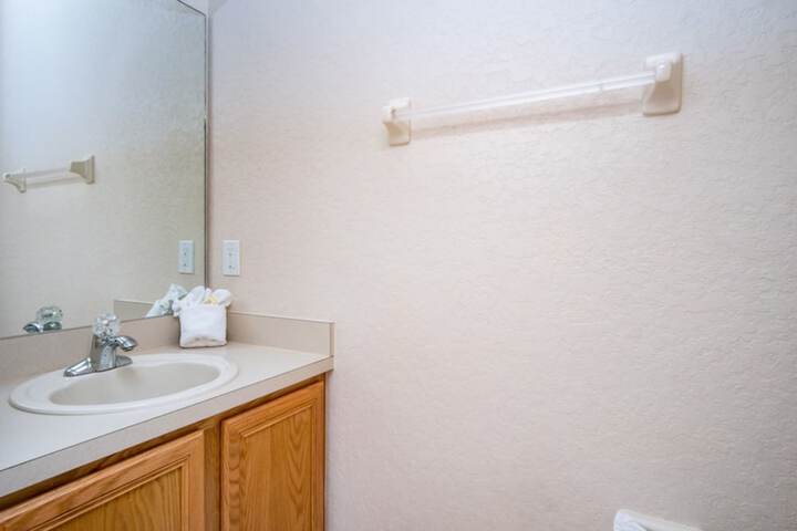 Room 20 of 35